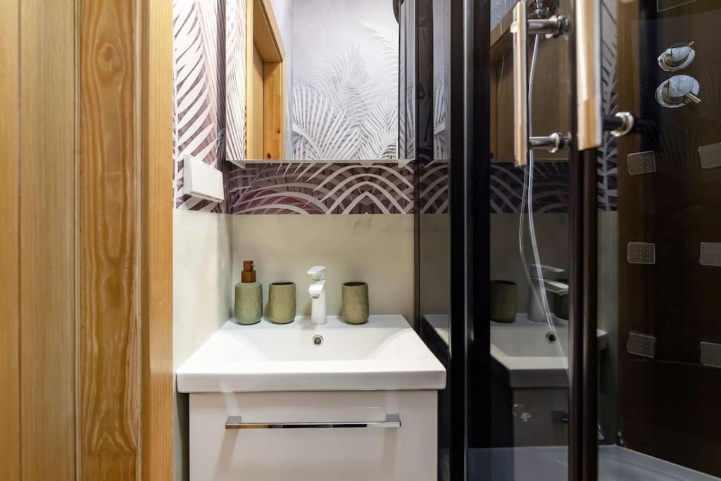 Luxury Apartment In Gedimino Av. 维尔纽斯 外观 照片