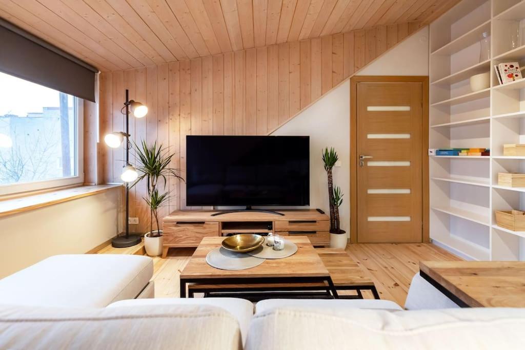 Luxury Apartment In Gedimino Av. 维尔纽斯 外观 照片