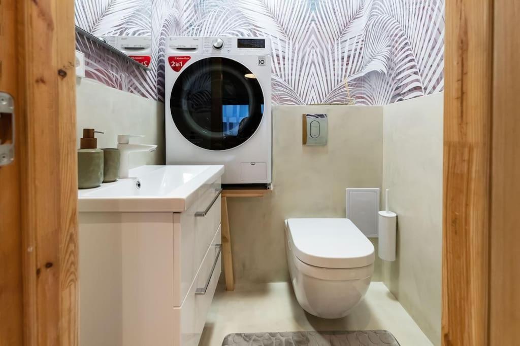 Luxury Apartment In Gedimino Av. 维尔纽斯 外观 照片